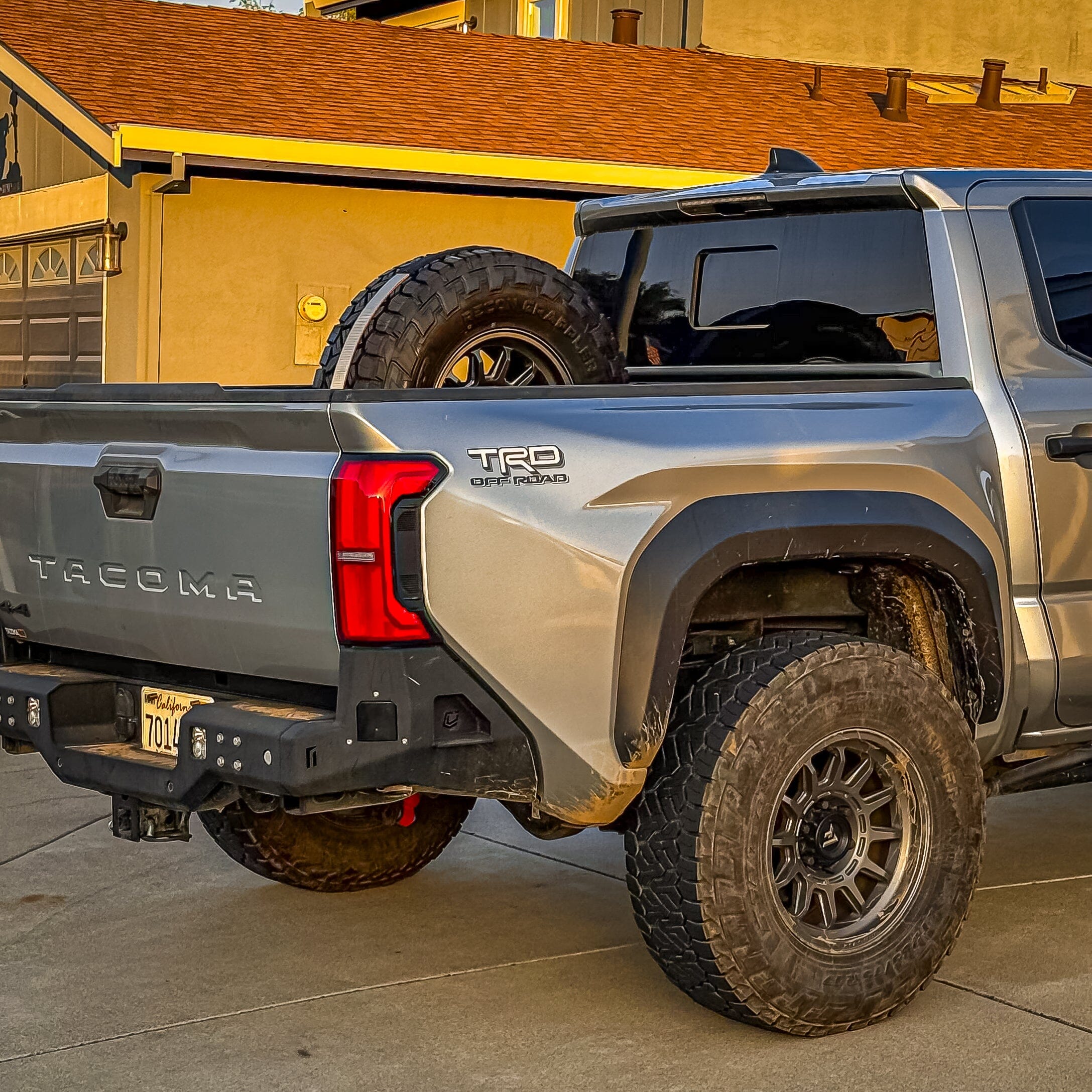 Tactical Series Bed-Mount Spare Tire Carrier Chassis Unlimited Inc.