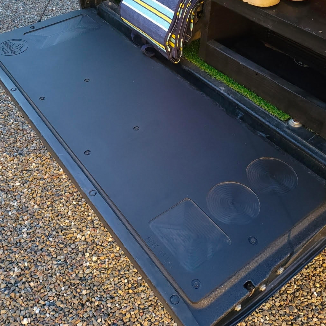 Ford F150 Mountain Hatch | 15-26