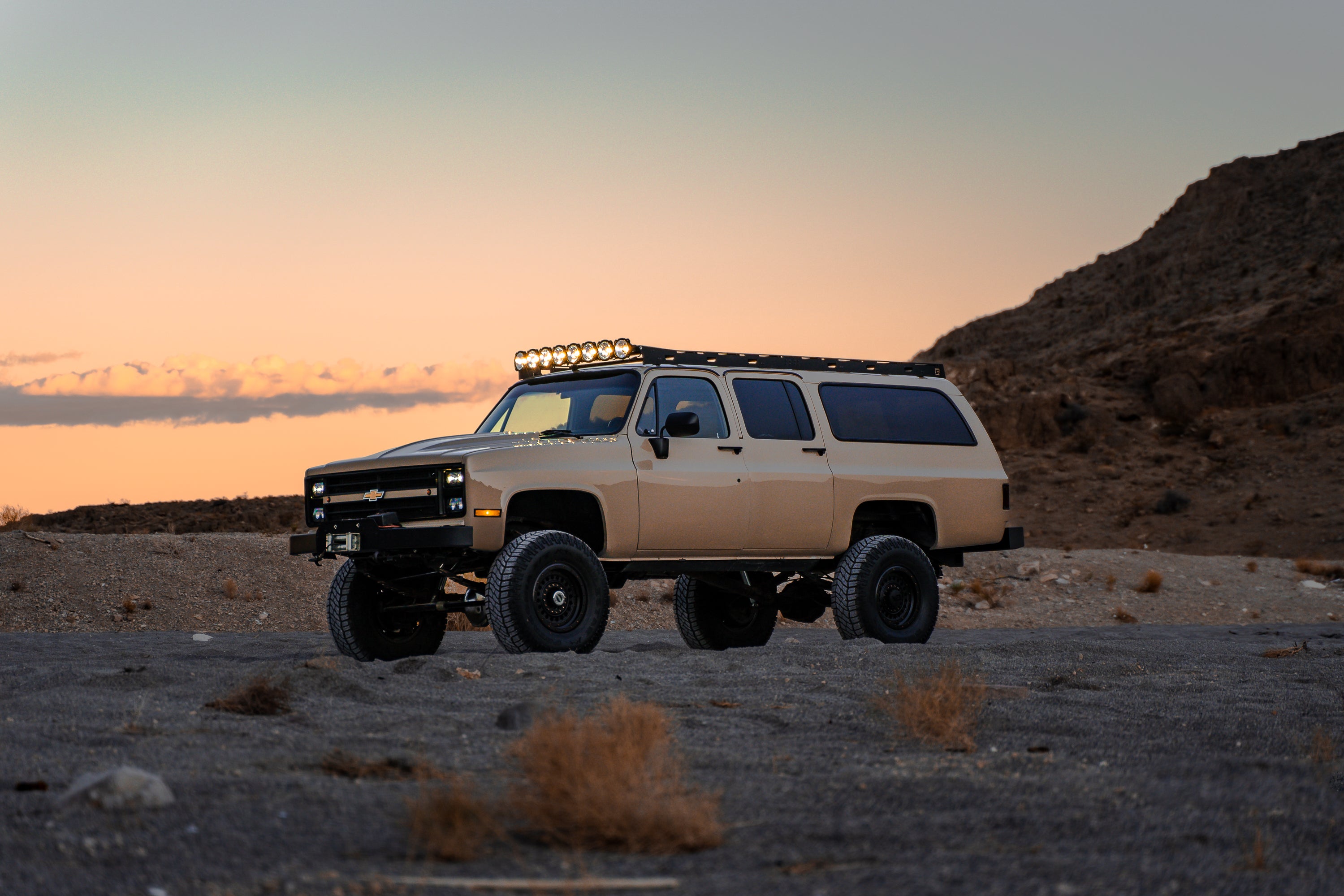 1973-1991 Suburban Basline Overland Roof Rack with KC HiLites Gravity Pro Light Bar Hodson Motors