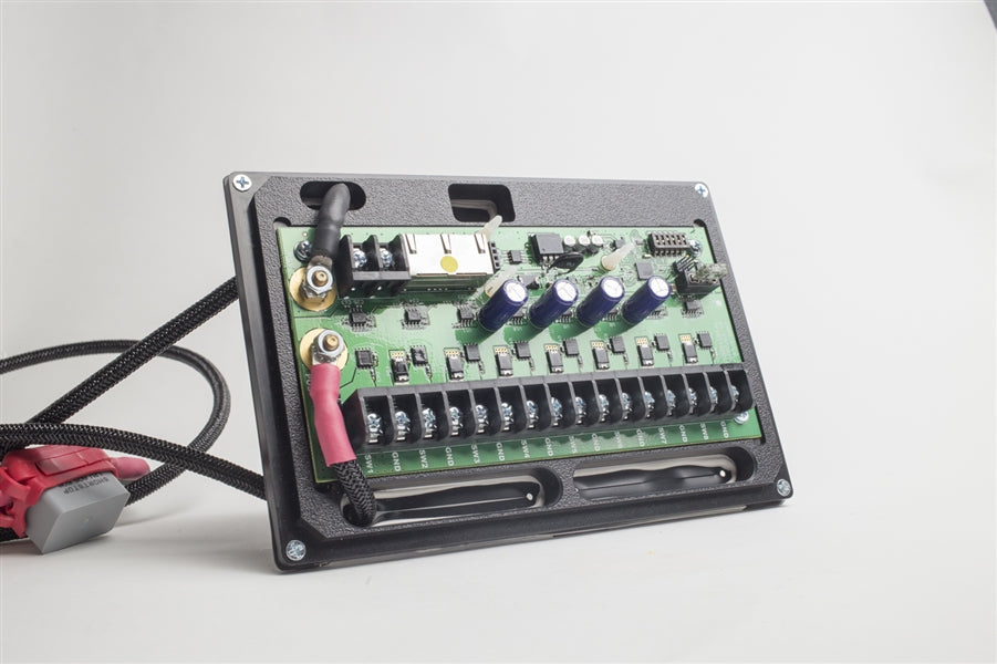 Universal 8-Circuit Source SE w/ HD Panel image 4