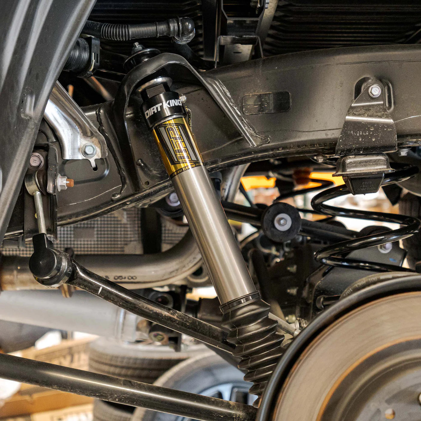 2.0 IFP Smooth Body Shocks - 22+ Tundra | Dirt King