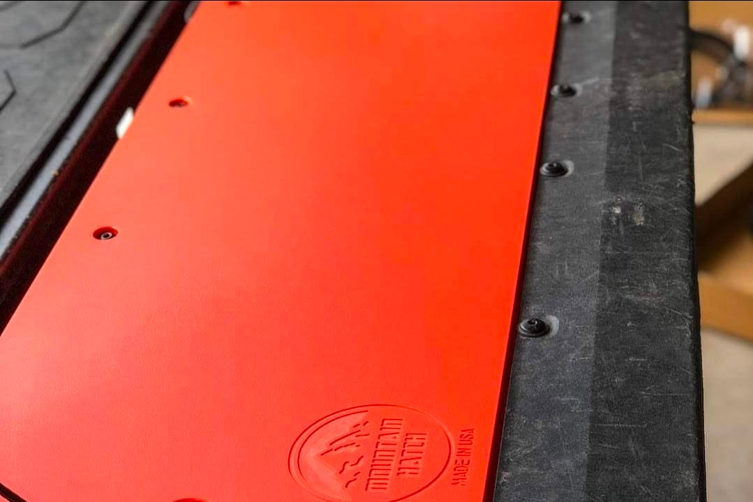100 Series Mountain Hatch For Toyota Landcruiser/LX 470 (1998-2007)