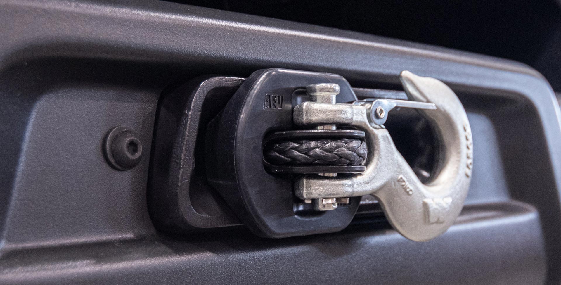 AEV - Winch Hook Isolator