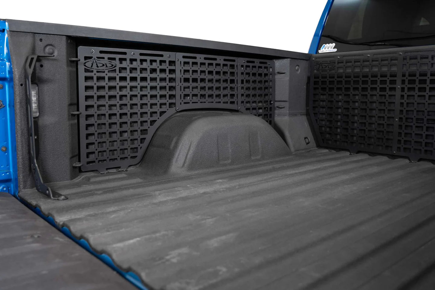 Addictive Desert Designs - 2019-2024 Chevy/GMC 1500 Driver Side Bed Side Molle Panel