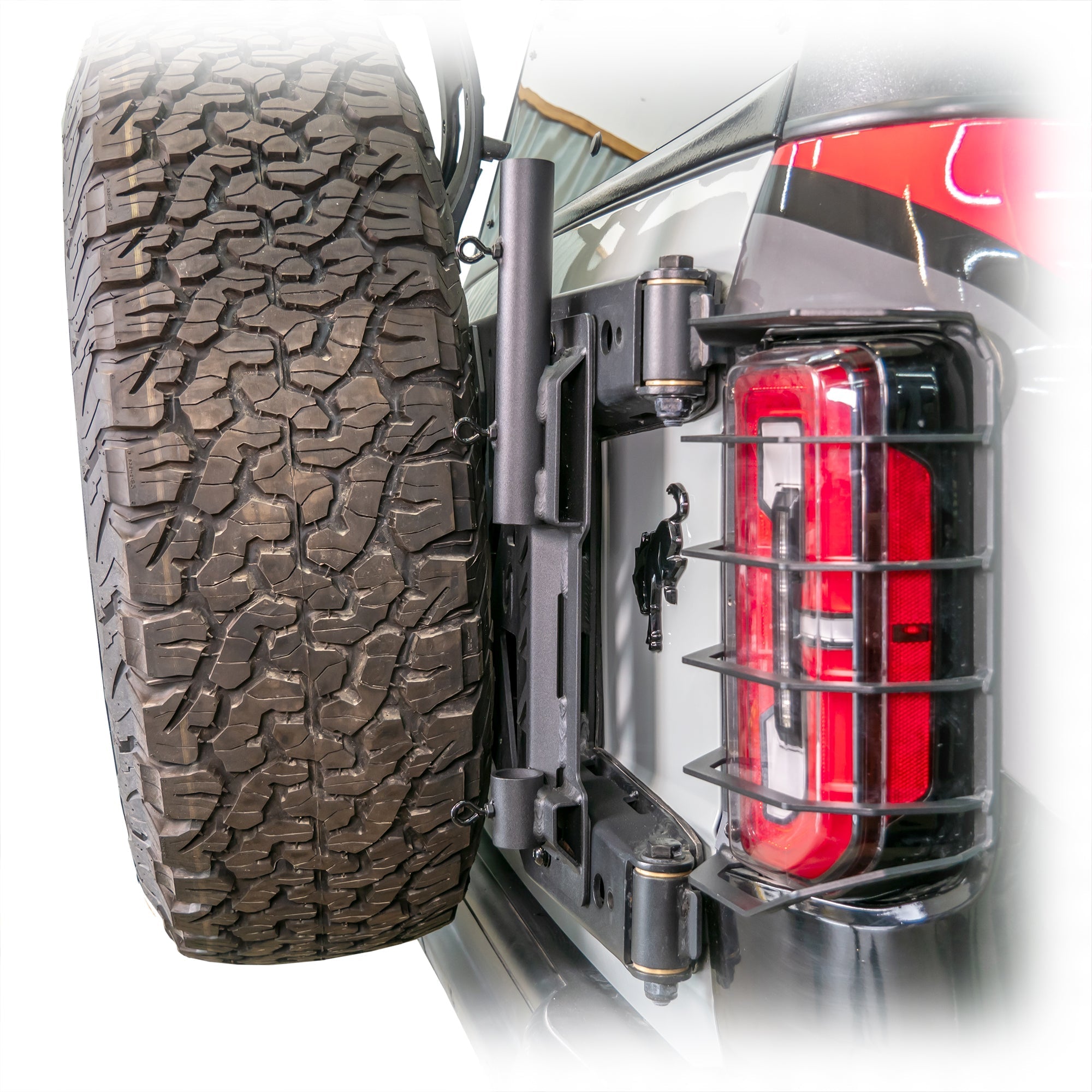 2021+ Ford Bronco HD Tailgate Flag Mount - Turn Offroad