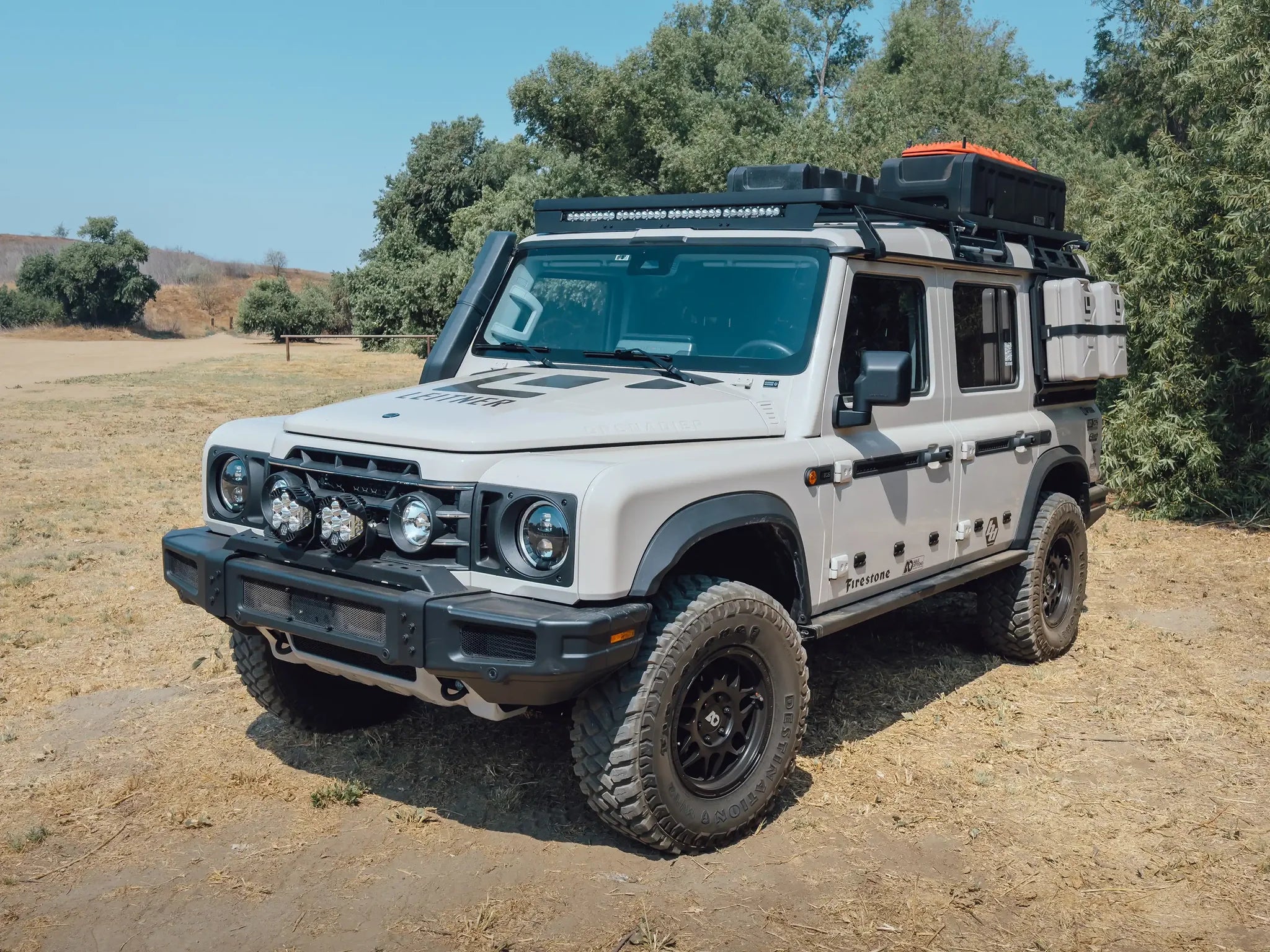 Leitner Designs | Grenadier ROOF Full Length Light Bar