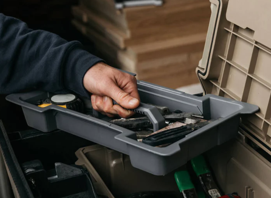 DECKED Cargo Tray