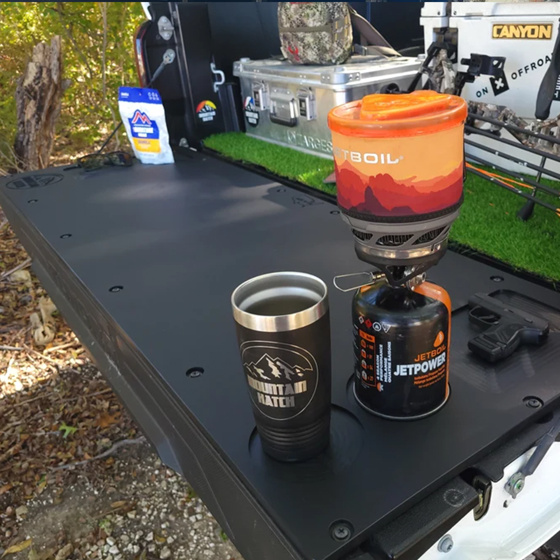 14-18 Chevy Silverado/GMC Sierra 1500 | Mountain Hatch Tailgate Table