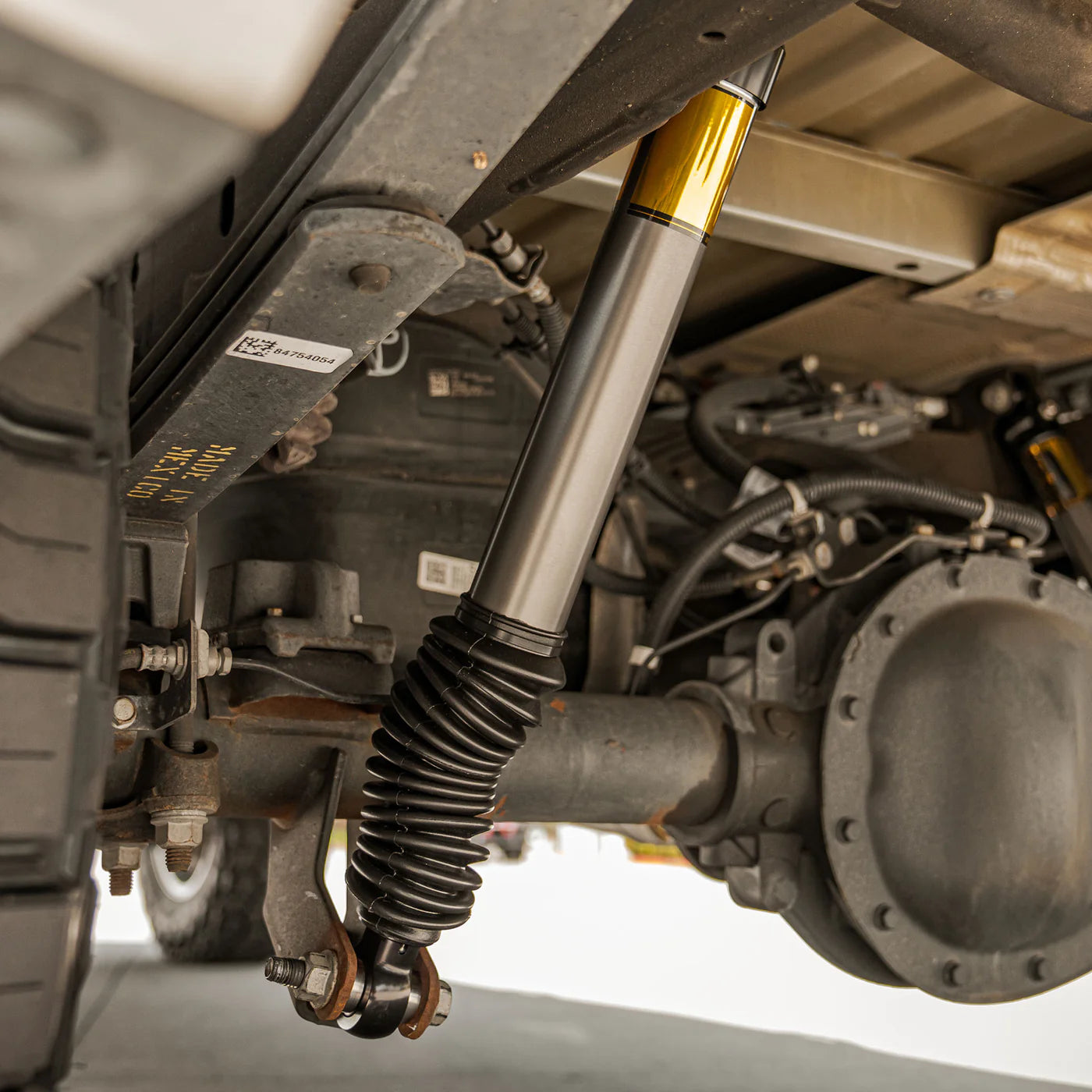 2.0 IFP Smooth Body Shocks - 19+ Silverado/Sierra 1500 | Dirt King